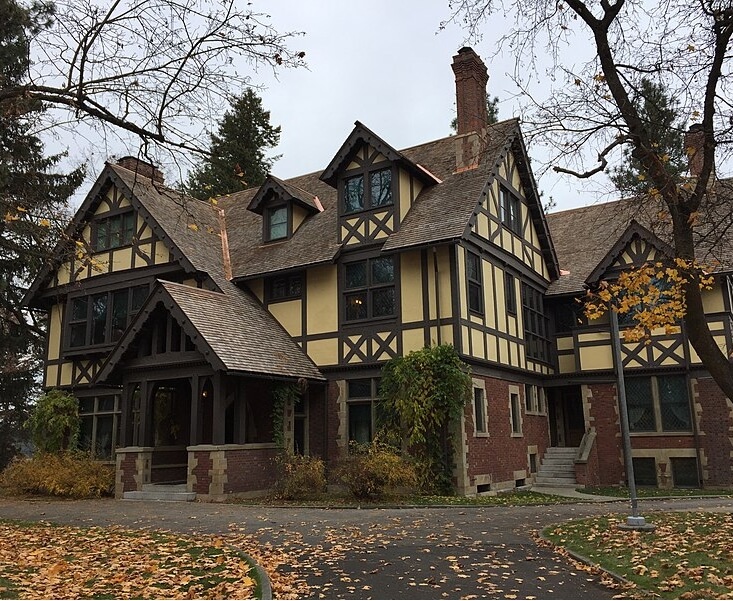 Campbell House/ Wikimedia Commons / Antony-22
Link: https://commons.wikimedia.org/wiki/File:Campbell_House_Spokane_2018.jpg